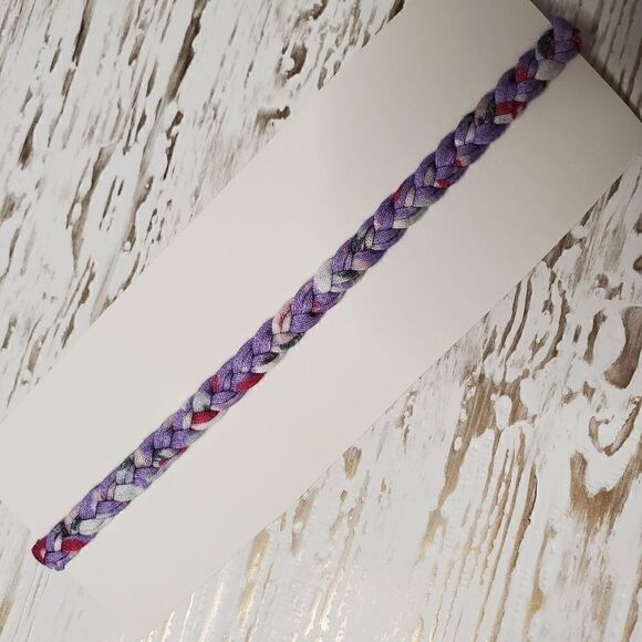 IVY MOUNTAIN CRAFTER Handmade Macrame Headband - Picture 2 of 3